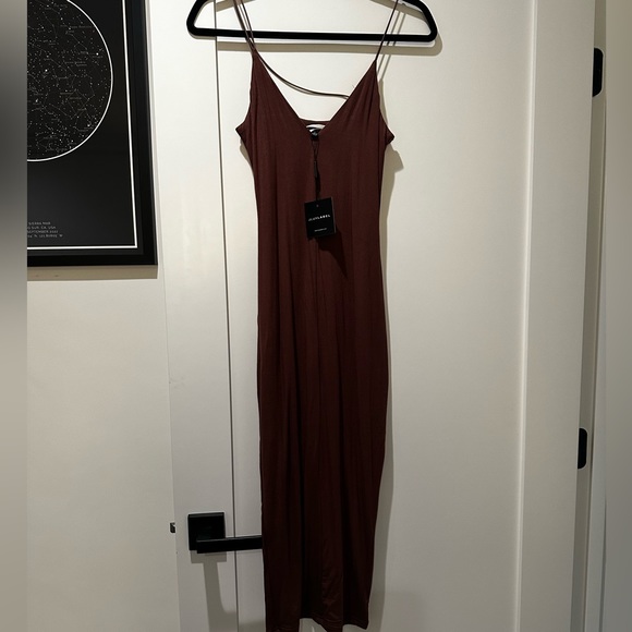 Dresses & Skirts - Brand new never worn, J Lux Label dress